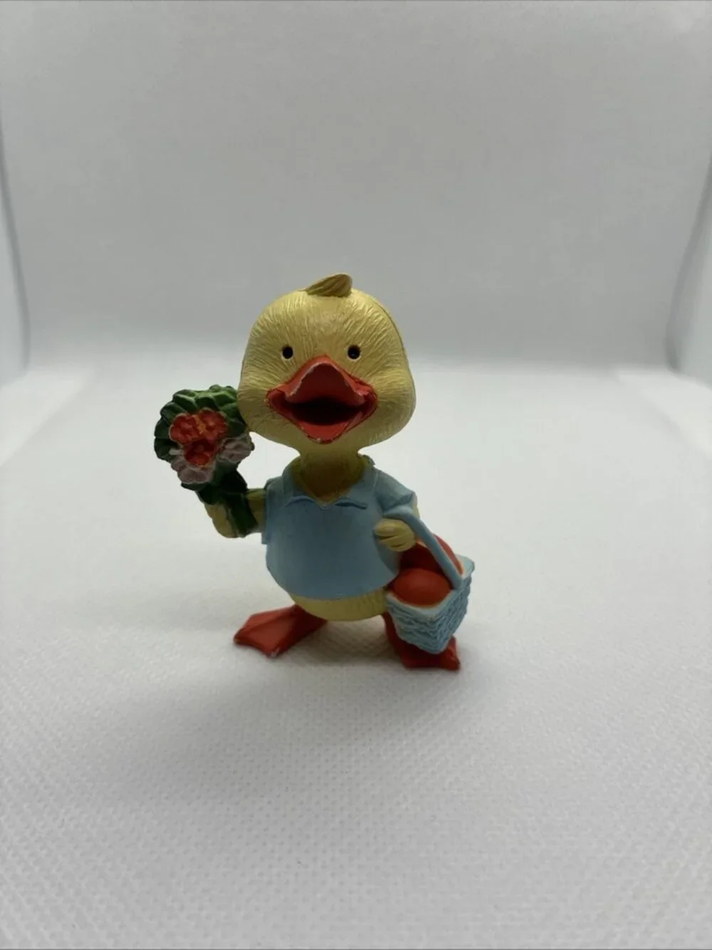 Vintage Duck Figurine Flowers Basket Resin Collectible Spring Easter Decor